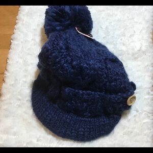 ✅🆕dark blue stocking hat with brim and button